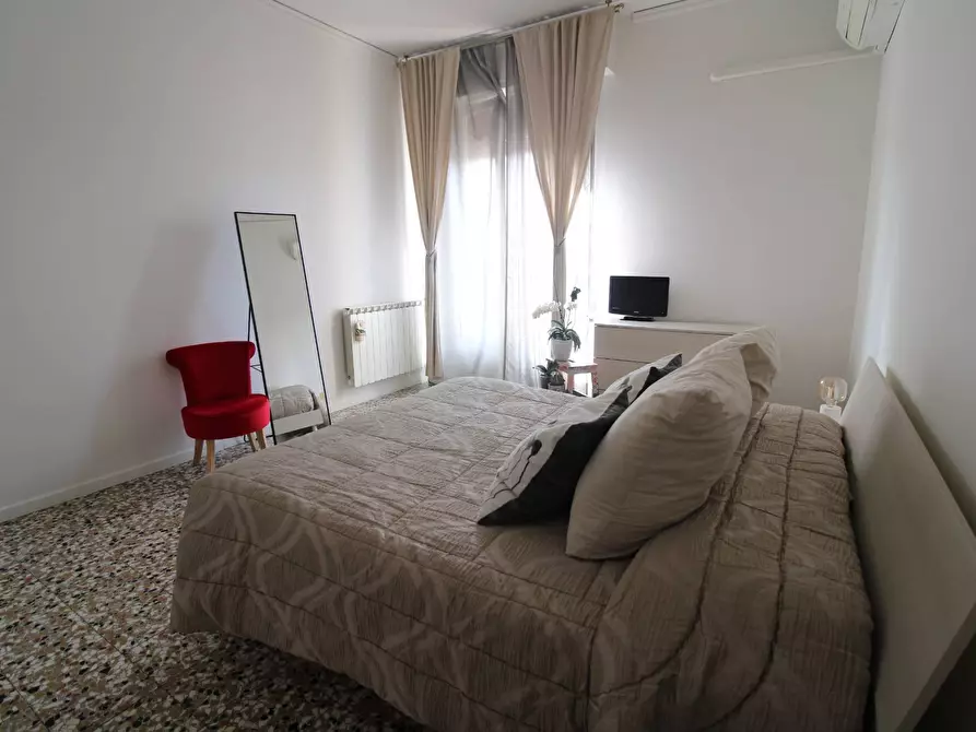 Immagine 26 di Appartamento in affitto  in Via Dello Steccuto 5 a Firenze