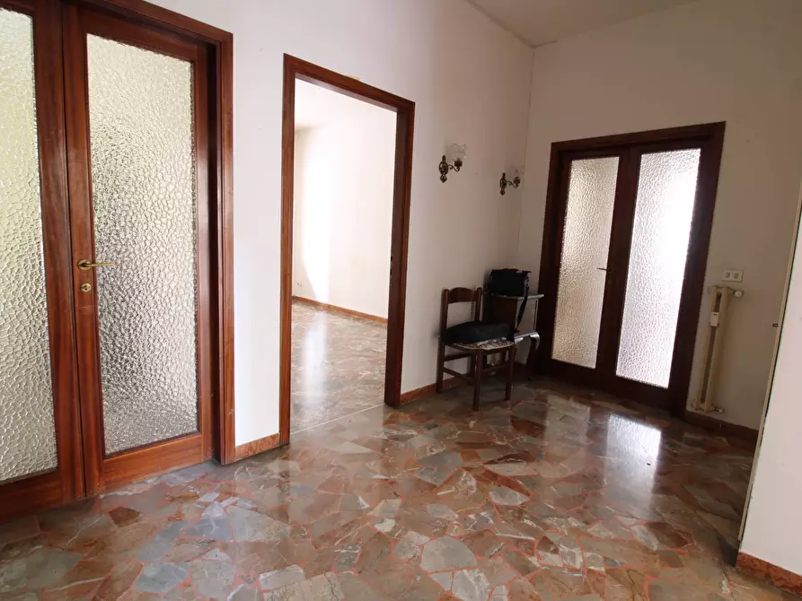 Immagine 11 di Appartamento in vendita  in Via Carlo Del Greco 31 a Firenze