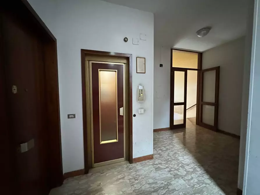 Immagine 25 di Appartamento in vendita  in Via Carlo Del Greco 31 a Firenze