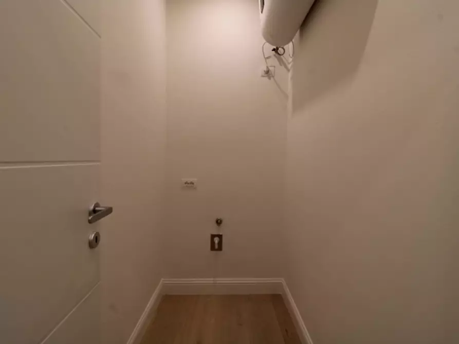 Immagine 14 di Appartamento in vendita  in Via Erbosa 38 a Firenze