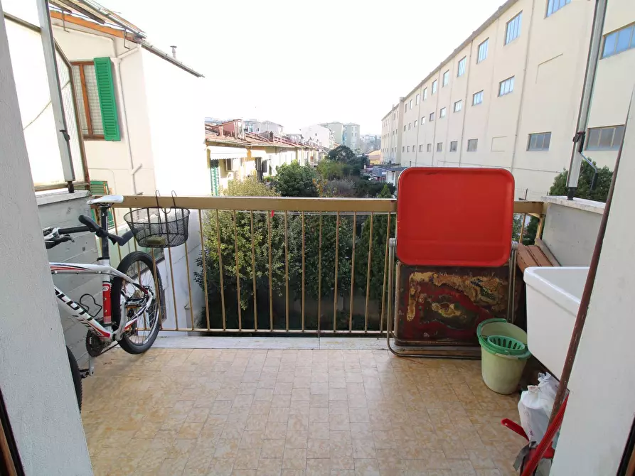 Immagine 4 di Appartamento in vendita  in Via Reginaldo Giuliani 216 a Firenze