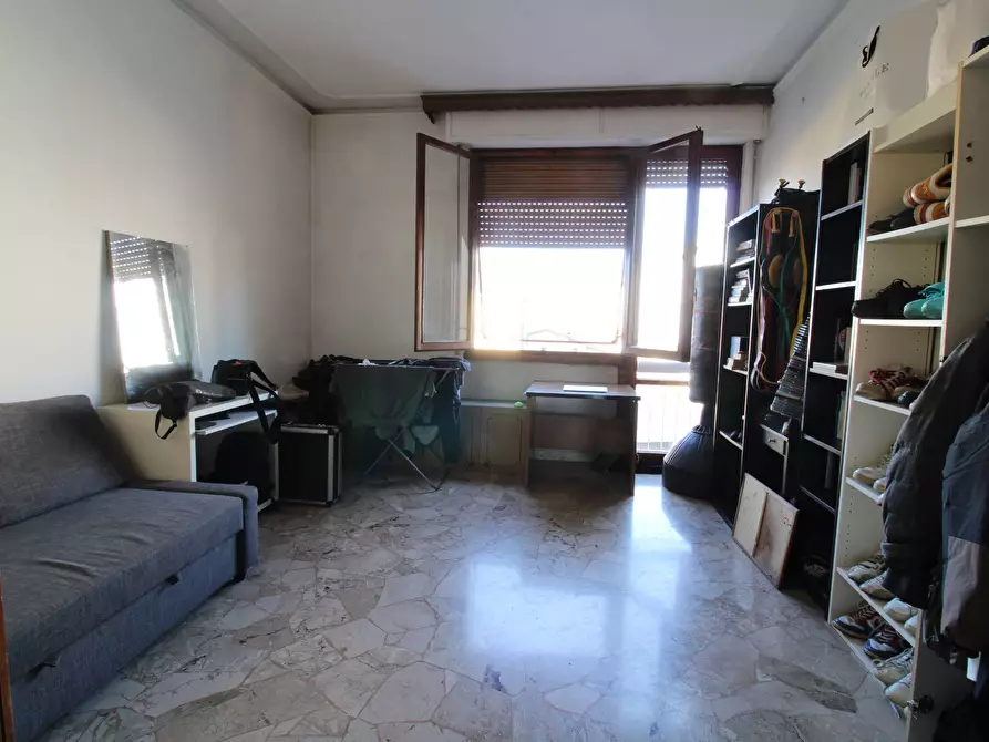 Immagine 6 di Appartamento in vendita  in Via Reginaldo Giuliani 216 a Firenze