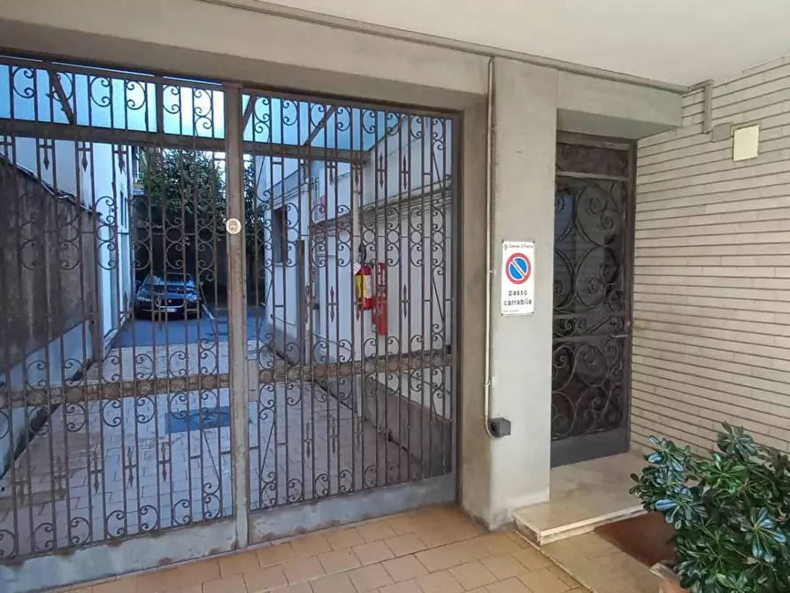 Immagine 15 di Appartamento in vendita  in Via Reginaldo Giuliani 216 a Firenze