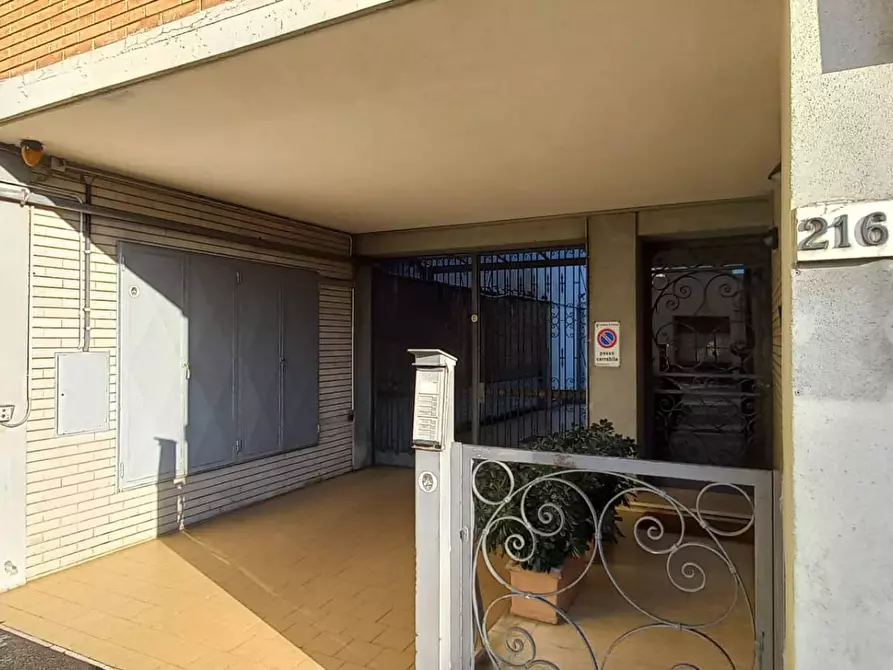 Immagine 6 di Appartamento in vendita  in Via Reginaldo Giuliani 216 a Firenze