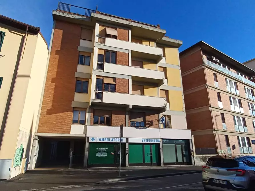 Immagine 9 di Appartamento in vendita  in Via Reginaldo Giuliani 216 a Firenze