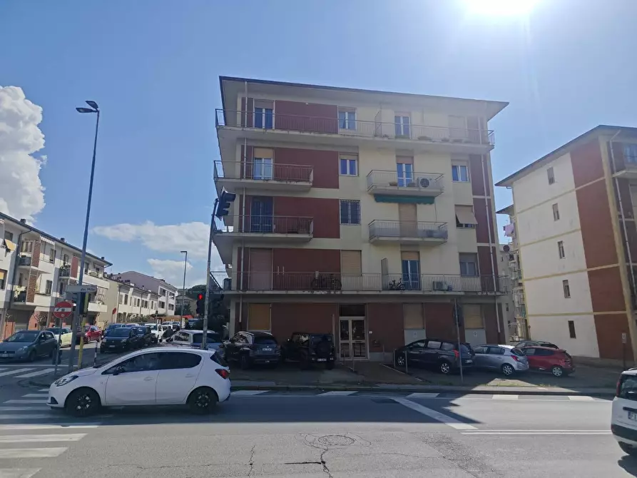Immagine 3 di Appartamento in vendita  in viale dei mille 61 a Sesto Fiorentino