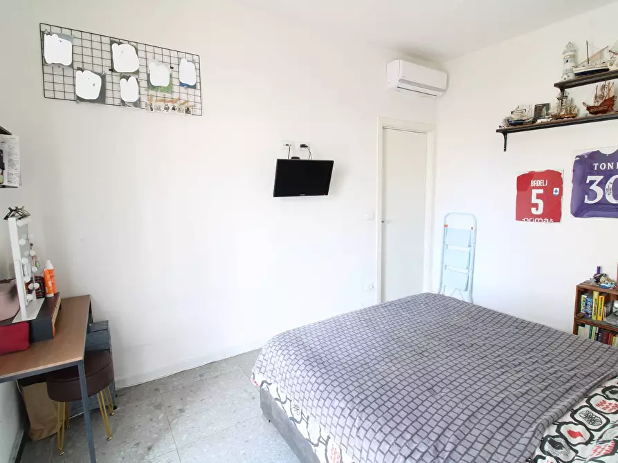 Immagine 31 di Appartamento in vendita  in viale dei mille 61 a Sesto Fiorentino