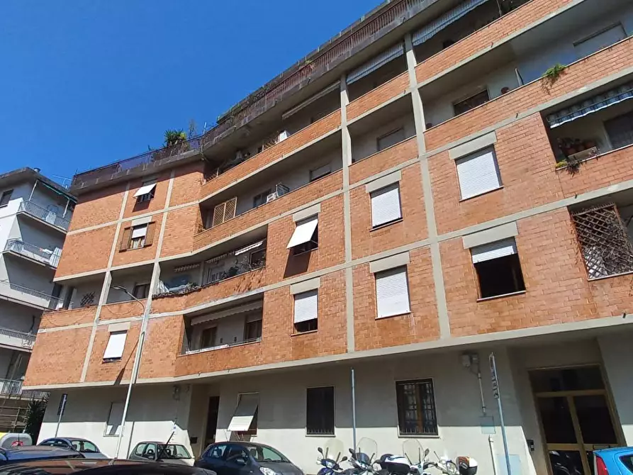 Immagine 37 di Appartamento in vendita  in Via Barducci 56 a Firenze