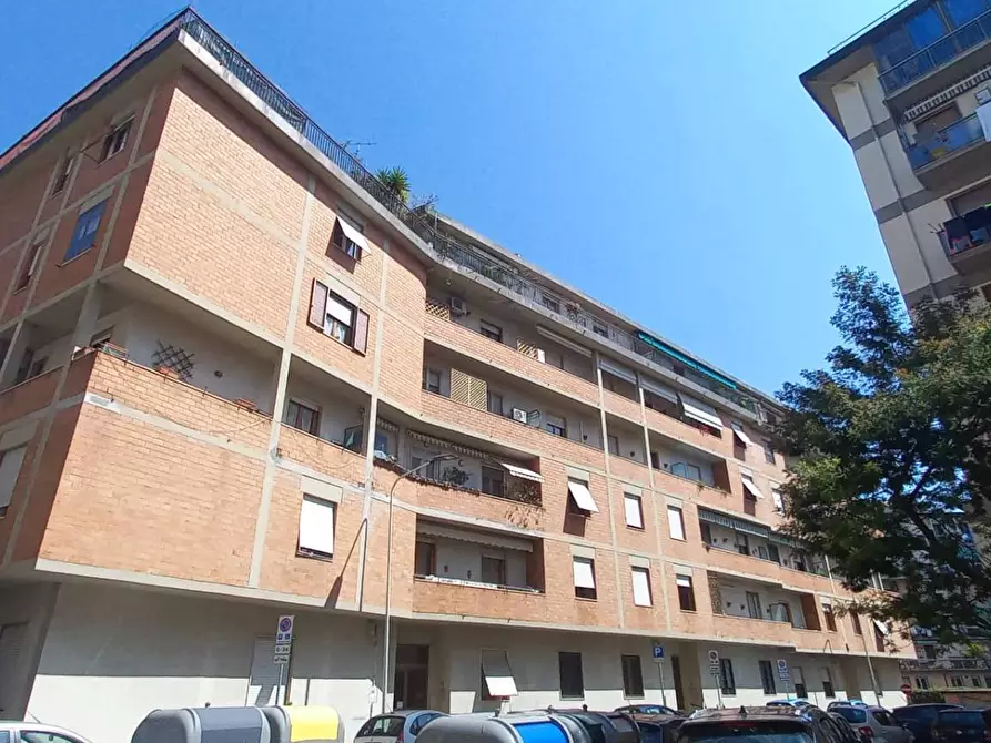 Immagine 39 di Appartamento in vendita  in Via Barducci 56 a Firenze