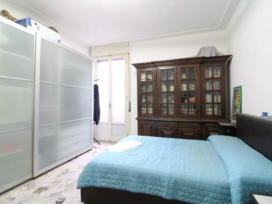 Immagine 6 di Appartamento in vendita  in Via Reginaldo Giuliani 104 a Firenze