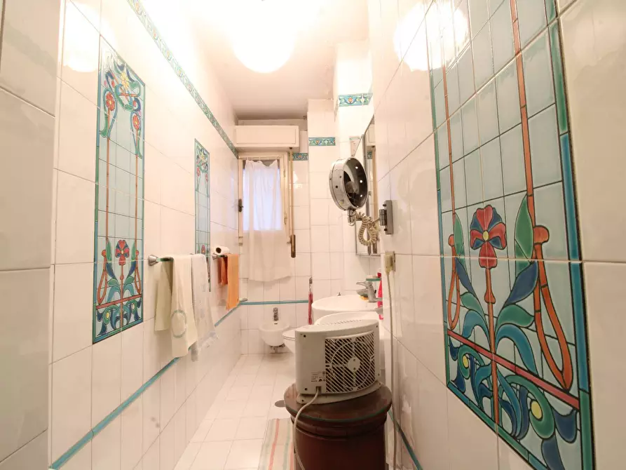 Immagine 22 di Appartamento in vendita  in Via Reginaldo Giuliani 104 a Firenze