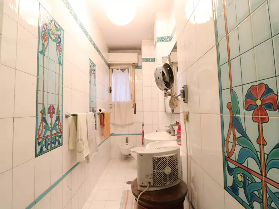 Immagine 23 di Appartamento in vendita  in Via Reginaldo Giuliani 104 a Firenze