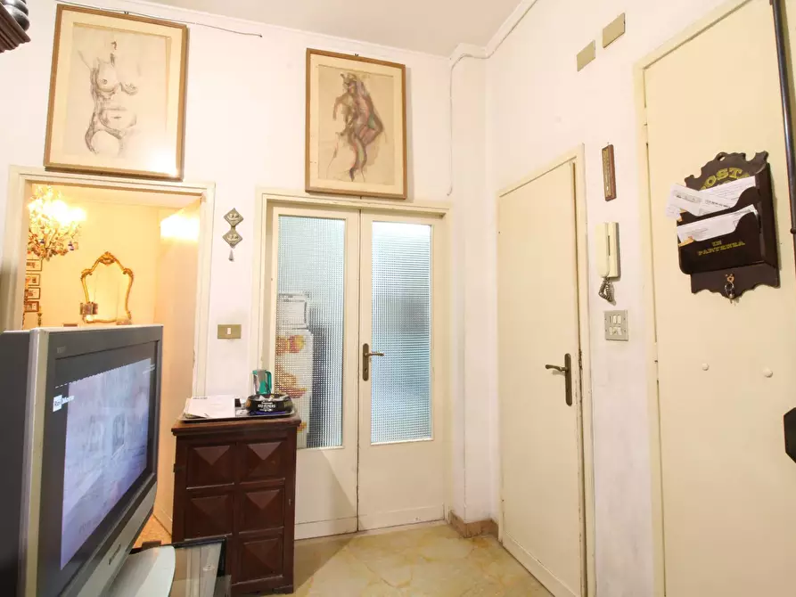 Immagine 17 di Appartamento in vendita  in Via Reginaldo Giuliani 104 a Firenze