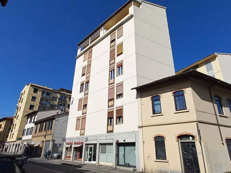 Immagine 27 di Appartamento in vendita  in Via Reginaldo Giuliani 104 a Firenze