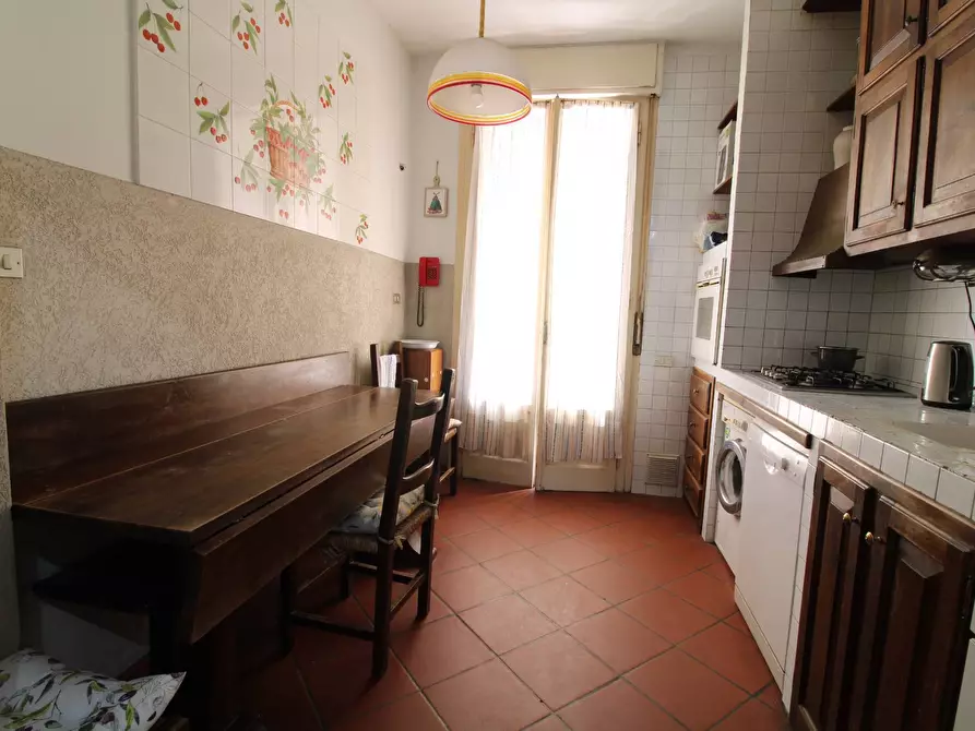 Immagine 10 di Appartamento in vendita  in Via Reginaldo Giuliani 104 a Firenze
