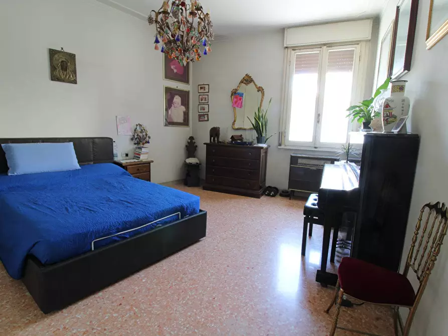 Immagine 7 di Appartamento in vendita  in Via Reginaldo Giuliani 104 a Firenze