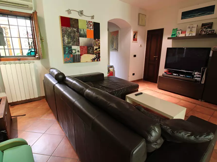 Immagine 6 di Appartamento in vendita  in Via Reginaldo Giuliani 323 a Firenze