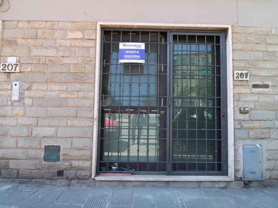 Immagine 26 di Appartamento in vendita  in Via Delle Panche 207 a a Firenze
