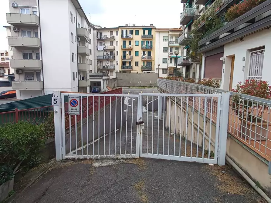 Immagine 11 di Box auto in vendita  in LARGO LIVERANI a Firenze