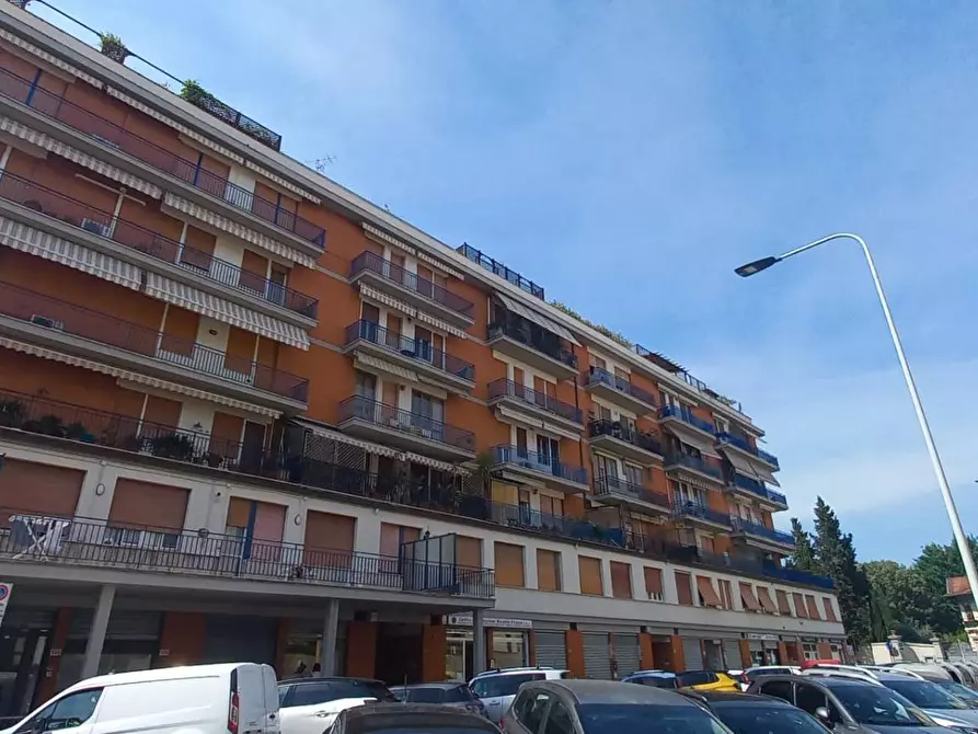 Immagine 32 di Appartamento in vendita  in via bocci 131 a Firenze