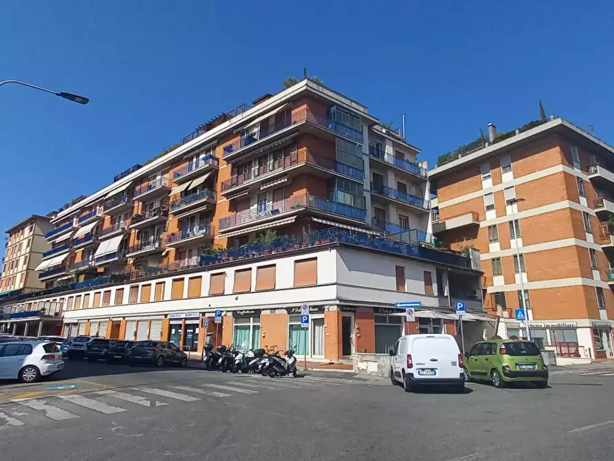 Immagine 35 di Appartamento in vendita  in via bocci 131 a Firenze