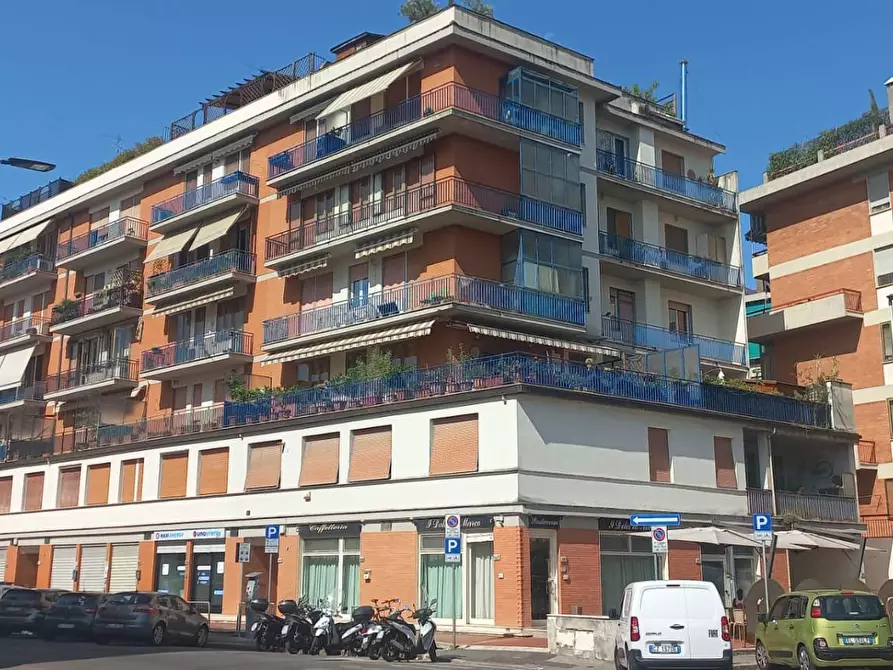Immagine 36 di Appartamento in vendita  in via bocci 131 a Firenze