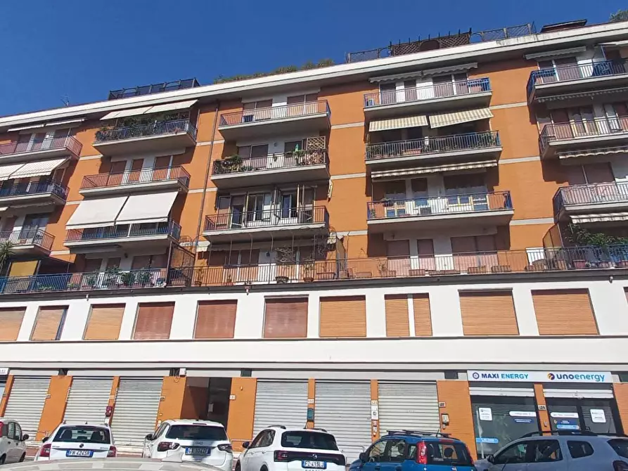 Immagine 37 di Appartamento in vendita  in via bocci 131 a Firenze