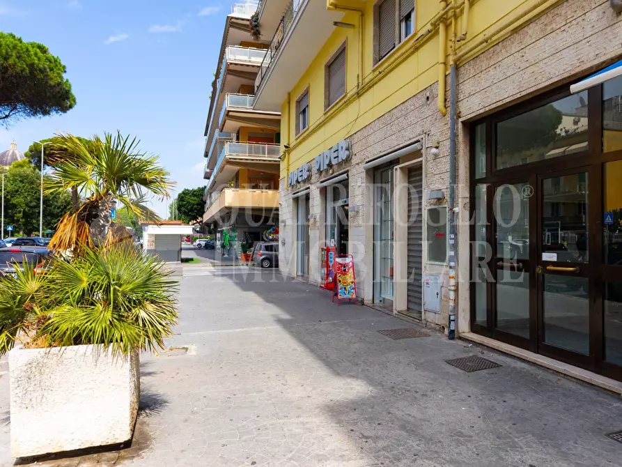 Immagine 22 di Appartamento in vendita  in Viale Paolo Orlando 7 a Roma