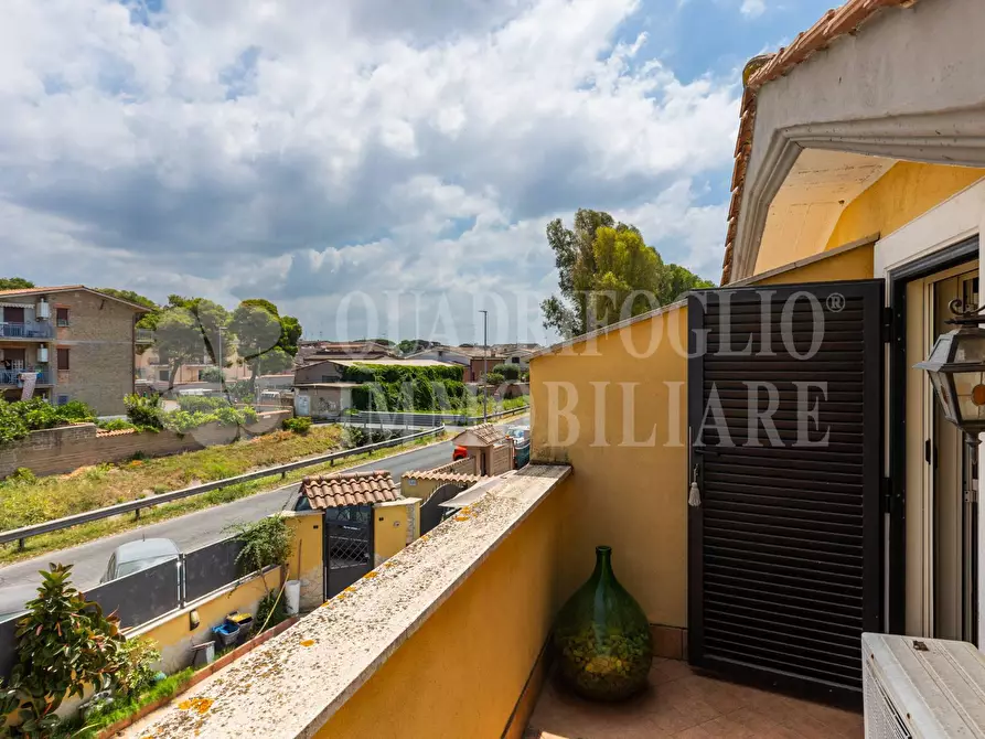Immagine 30 di Casa semindipendente in vendita  in Via Carlo Albizzati 453 a Roma