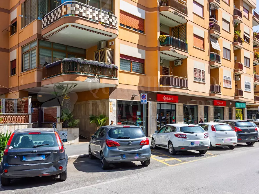 Immagine 45 di Appartamento in vendita  in Via Delle Gondole 38 a Roma