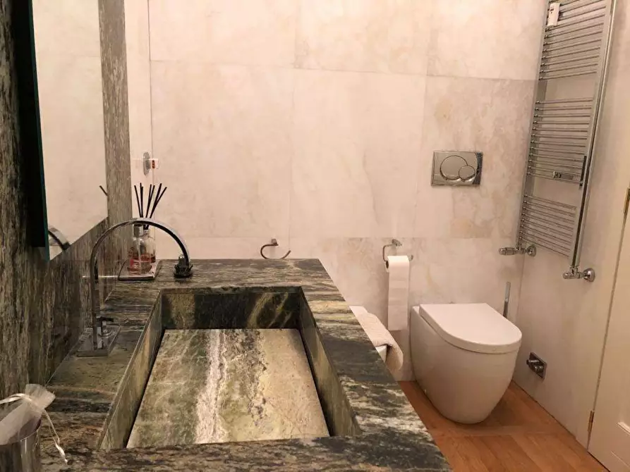 Immagine 12 di Appartamento in vendita  in Goffredo Casalis 7 a Torino