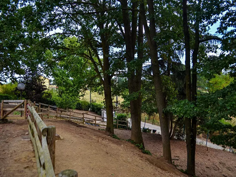 Immagine 40 di Villa in vendita  in Via Riva 100 a Andezeno