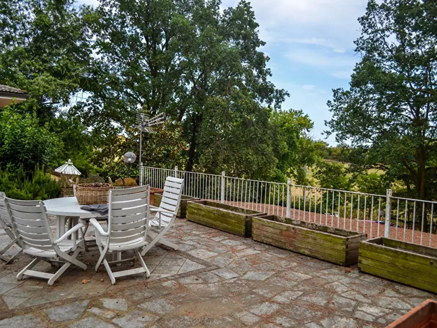 Immagine 49 di Villa in vendita  in Via Riva 100 a Andezeno