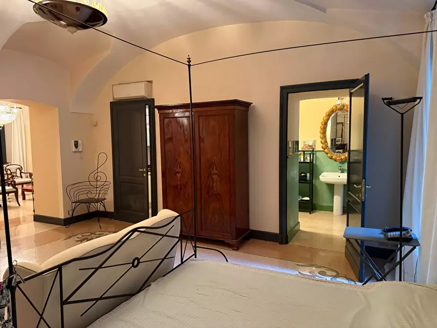 Immagine 12 di Appartamento in vendita  in Via Cesare Battisti 5 a Torino