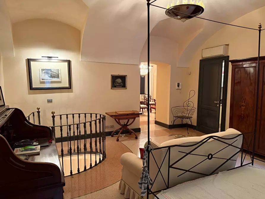 Immagine 11 di Appartamento in vendita  in Via Cesare Battisti 5 a Torino