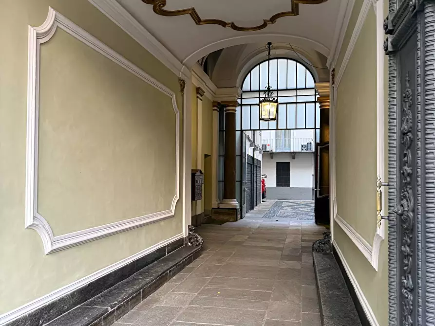 Immagine 4 di Appartamento in vendita  in Via Cesare Battisti 5 a Torino