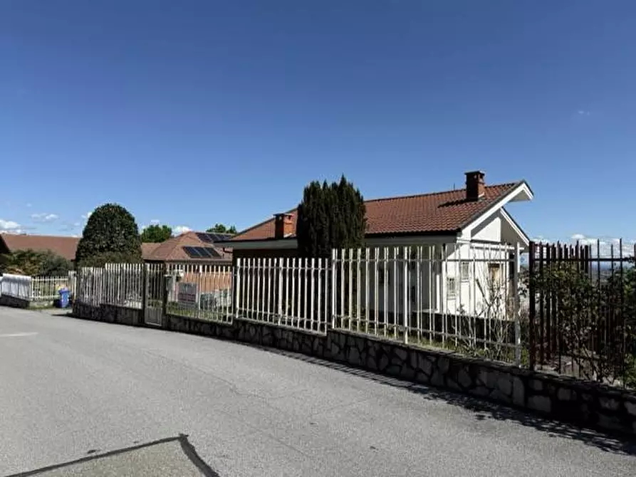 Immagine 3 di Villa in vendita  in Via Alessandro Manzoni 62 a Piossasco