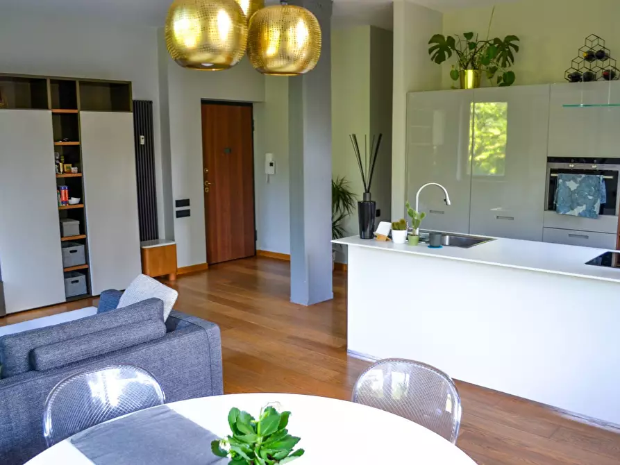 Immagine 8 di Appartamento in vendita  in Strada del Mainero 66 a Torino