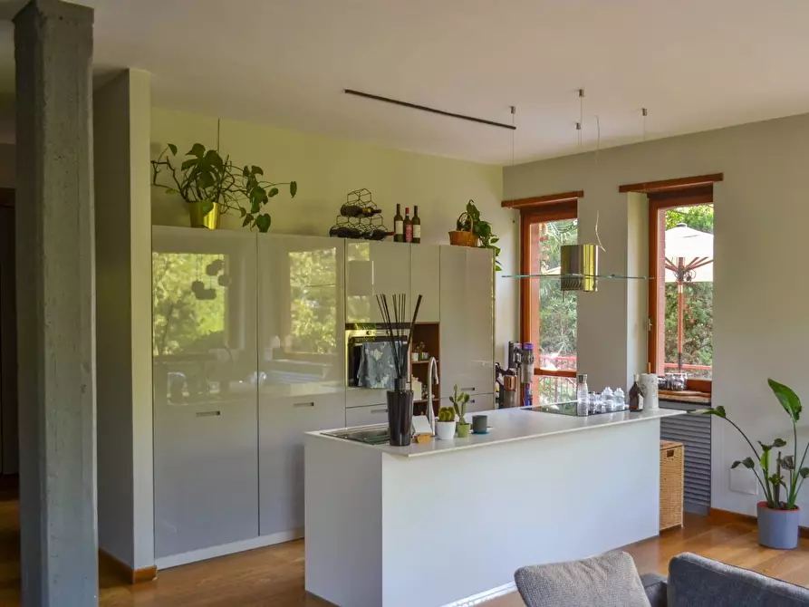 Immagine 14 di Appartamento in vendita  in Strada del Mainero 66 a Torino