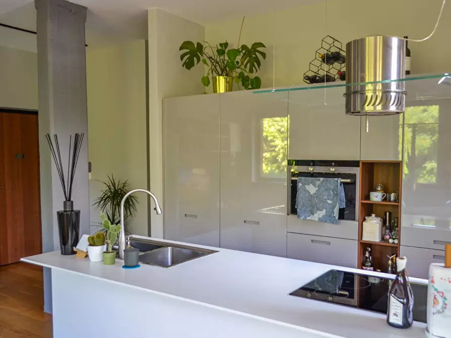 Immagine 15 di Appartamento in vendita  in Strada del Mainero 66 a Torino