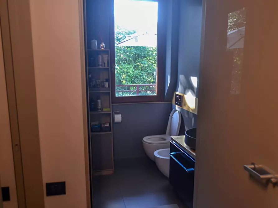 Immagine 26 di Appartamento in vendita  in Strada del Mainero 66 a Torino