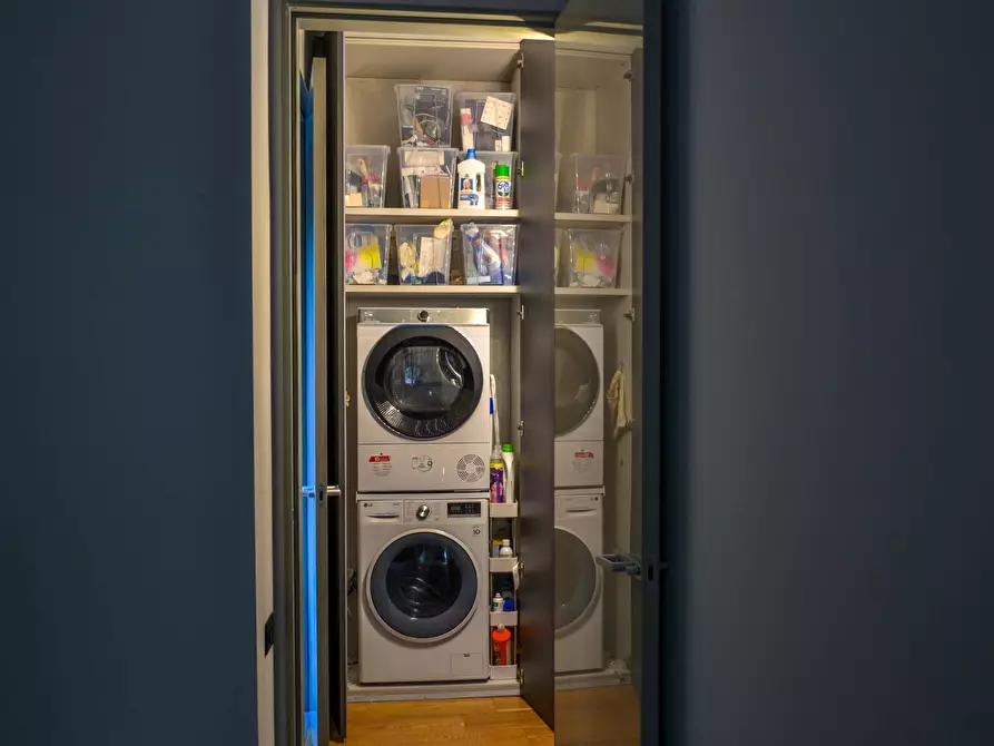 Immagine 29 di Appartamento in vendita  in Strada del Mainero 66 a Torino