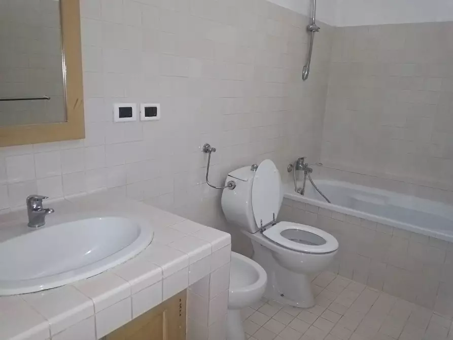 Immagine 9 di Appartamento in affitto  in Strada Maddalena 20 a Moncalieri