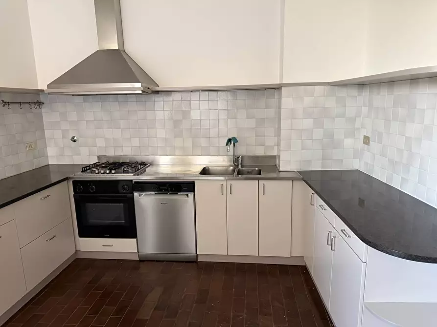 Immagine 16 di Appartamento in affitto  in Strada Moncalieri 1 a Moncalieri