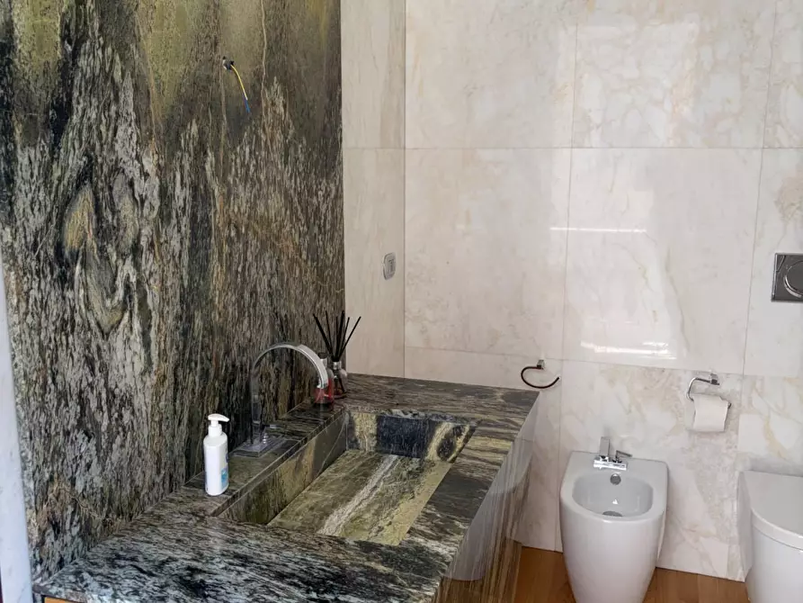 Immagine 15 di Appartamento in vendita  in Goffredo Casalis 7 a Torino