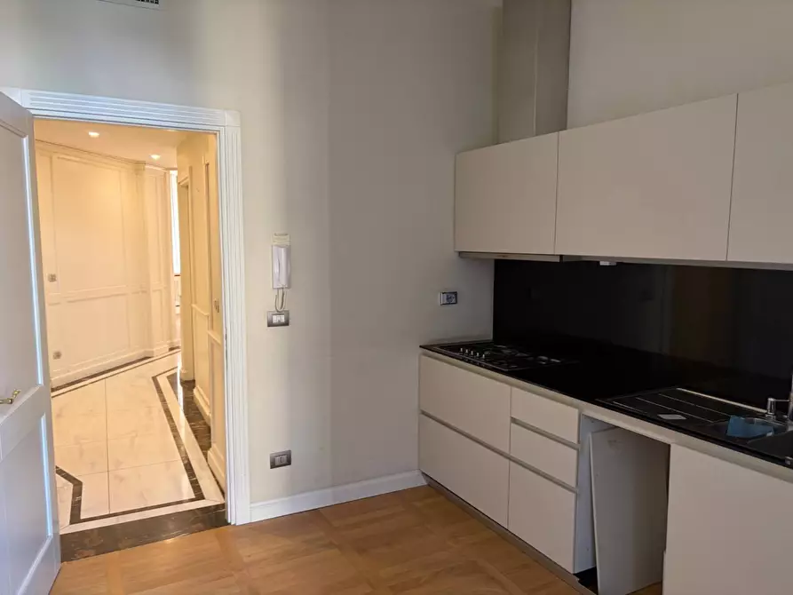 Immagine 17 di Appartamento in vendita  in Goffredo Casalis 7 a Torino