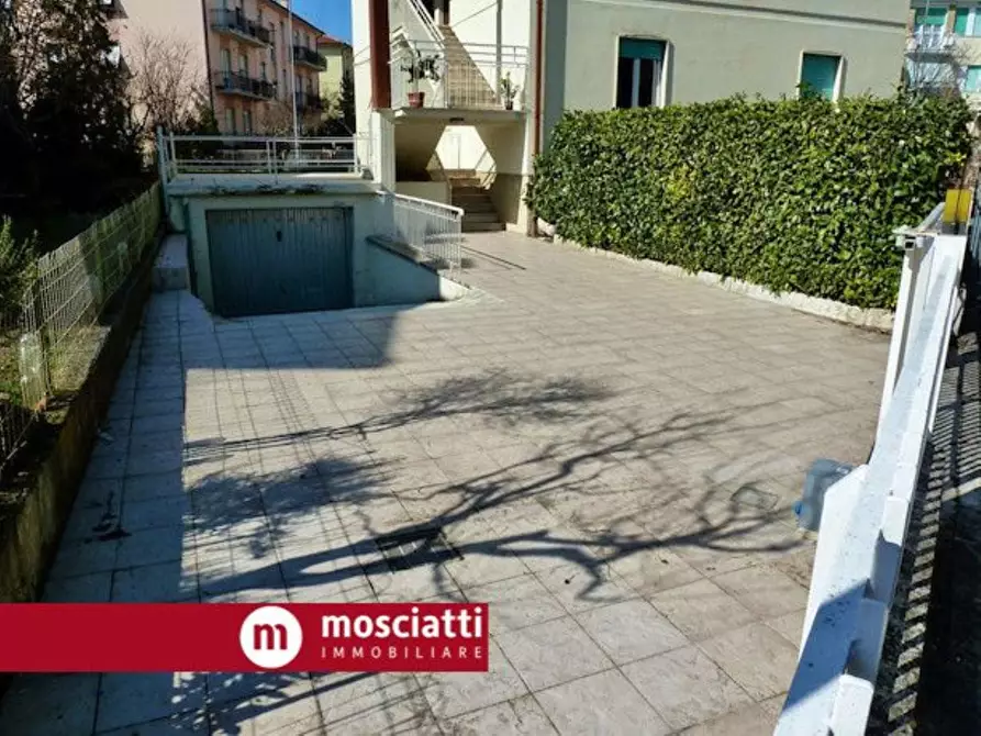 Immagine 2 di Appartamento in vendita  in Sennen Bigiaretti a Esanatoglia