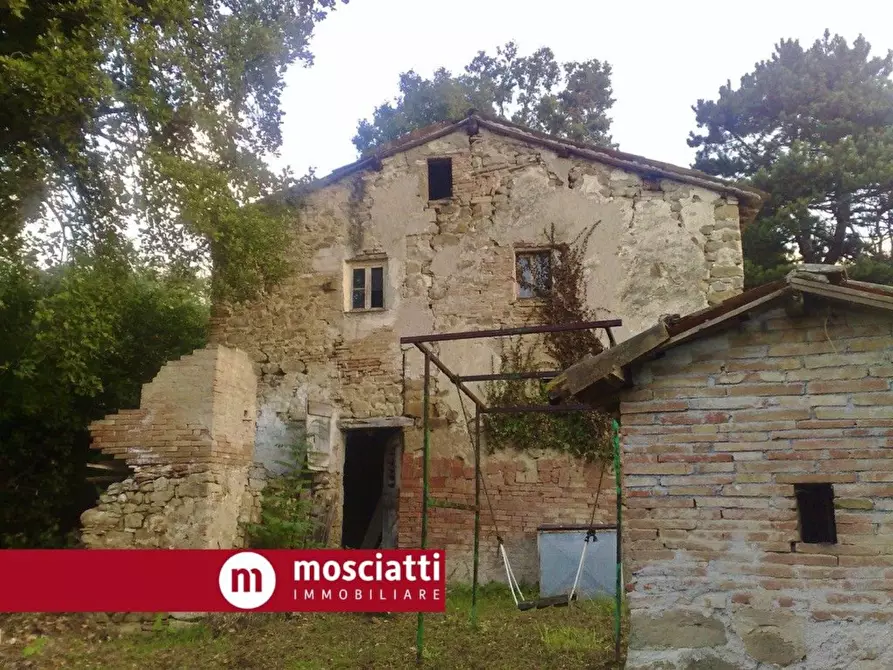 Immagine 2 di Casa indipendente in vendita  in Località Friggeto a Castelraimondo