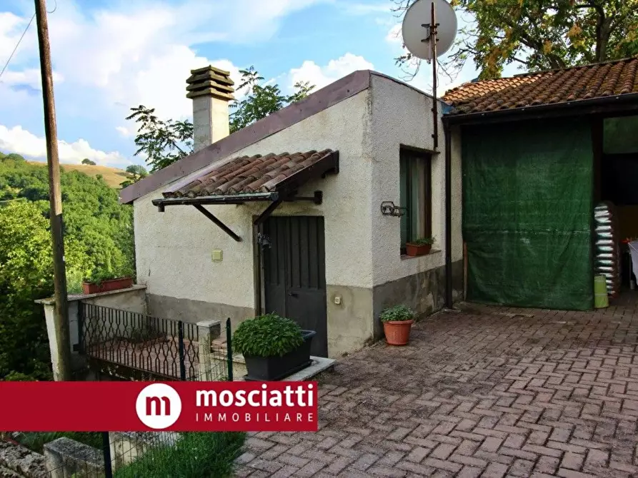 Immagine 8 di Rustico / casale in vendita  in Località Coste Falcotto a Esanatoglia