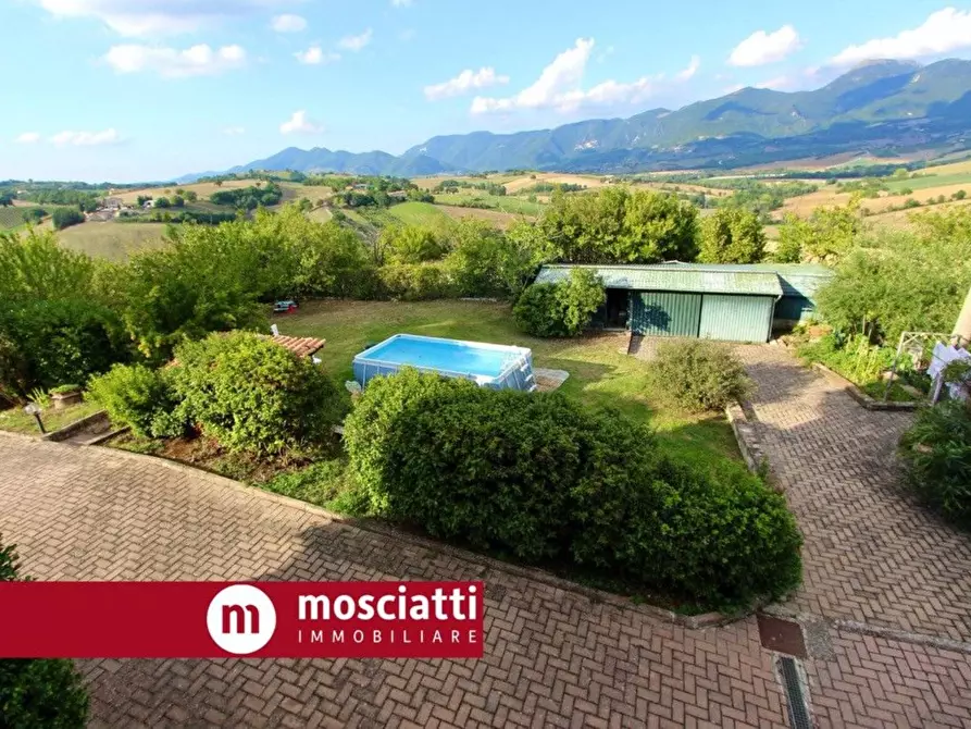 Immagine 9 di Rustico / casale in vendita  in Località Coste Falcotto a Esanatoglia